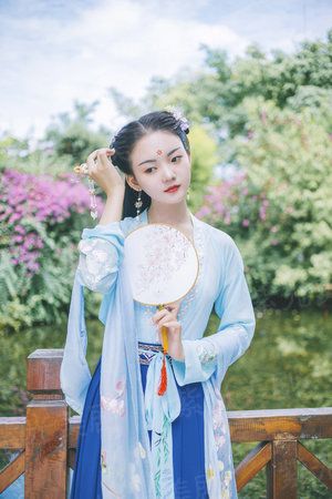 巴霍巴利王-开端